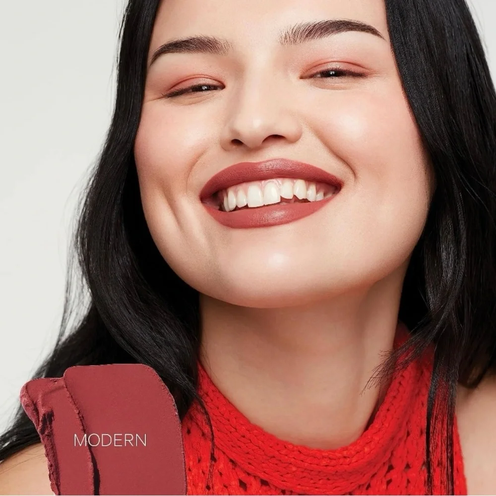 Saie Lip Blur Matte Blurring Lipstick modern June sale